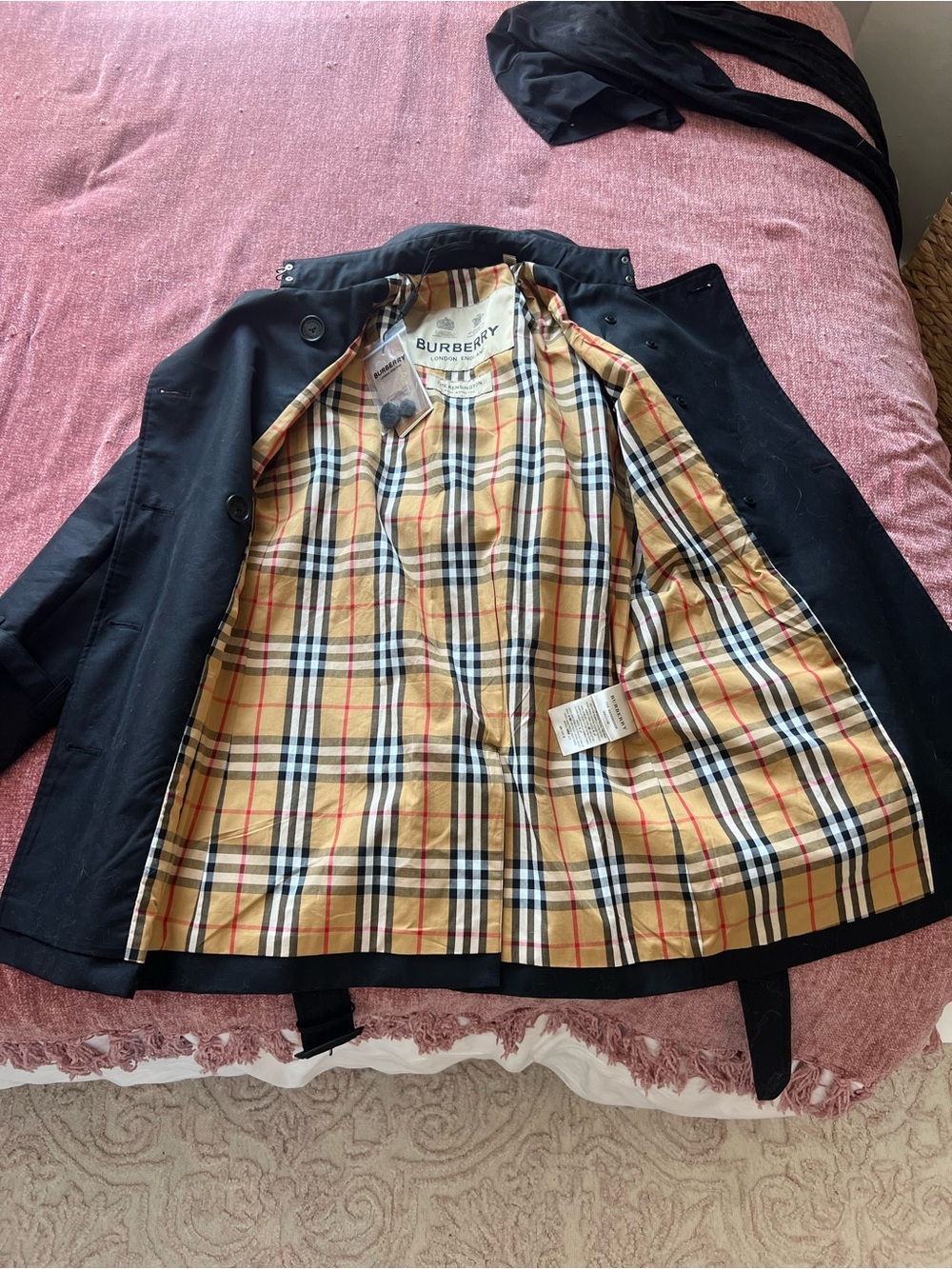 Classic Black Trench Coat with Belt - Picture 3 of 9